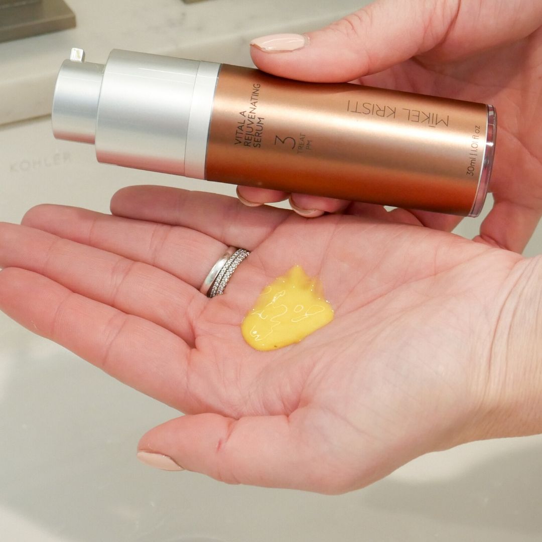 VITAL A REJUVENATING NIGHT SERUM