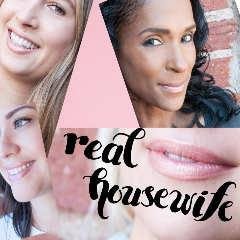 Color Cosmetics - Social Paint Real Housewife Lip Gloss With SPF15